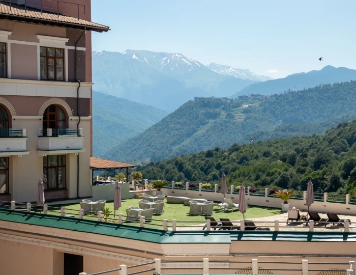 Открытая терраса, 2 этаж - Отель Rixos Krasnaya Polyana Sochi / Риксос Красная Поляна Сочи