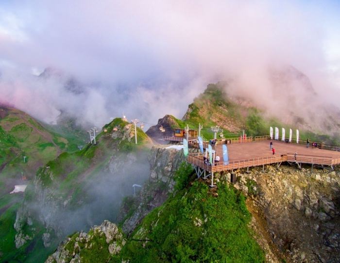 Летние развлечения на территории курорта Красная Поляна (ex. Горки Город) - Отель Rixos Krasnaya Polyana Sochi / Риксос Красная Поляна Сочи